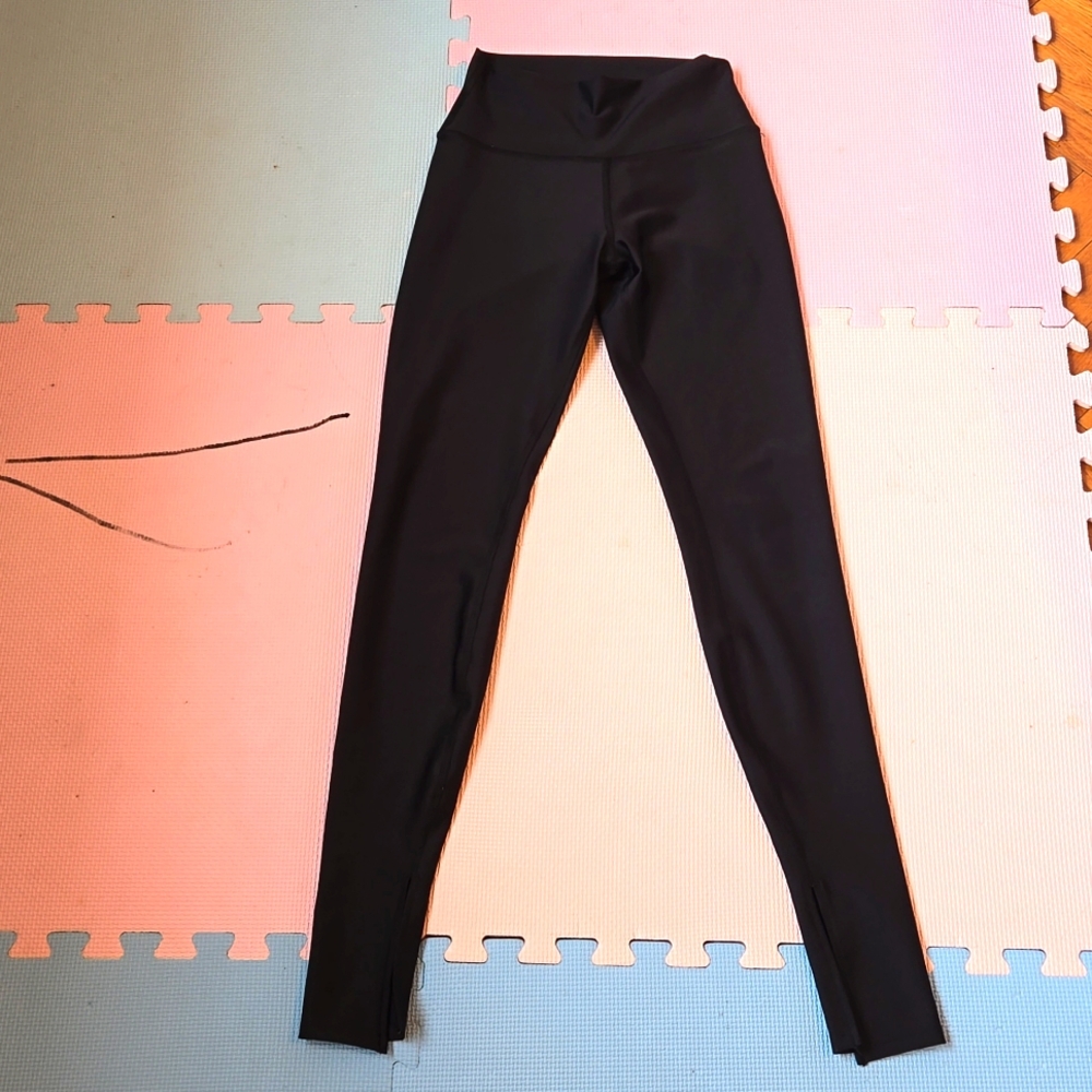 ALO Yoga AIRBRUSH 7/8 HIGH WAIST FLUTTER LEGGING, Size S